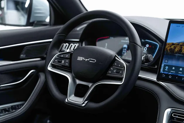 BYD BYD Seal U DM-i PHEV Design AWD 324PS Automat