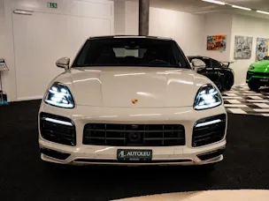 PORSCHE Cayenne GTS Coupé Carbon Paket | PDLS | Soft-Close | Head-Up | 360° Kamera | Hinterachslenk. |