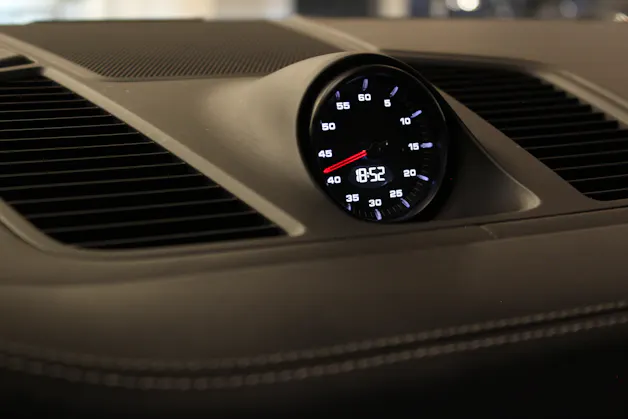 PORSCHE Cayenne GTS Coupé Carbon Paket | PDLS | Soft-Close | Head-Up | 360° Kamera | Hinterachslenk. |