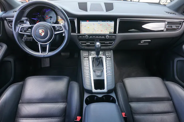 PORSCHE Macan S