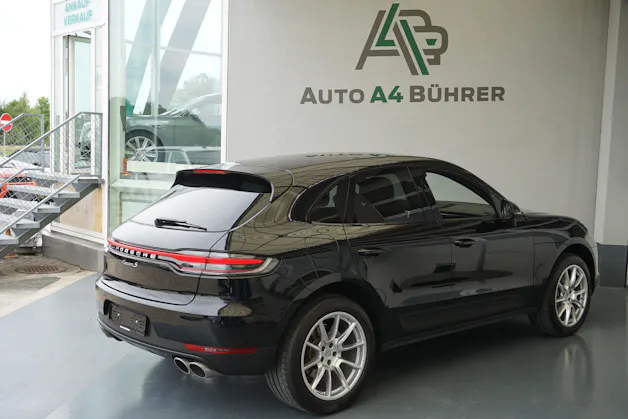 PORSCHE Macan S