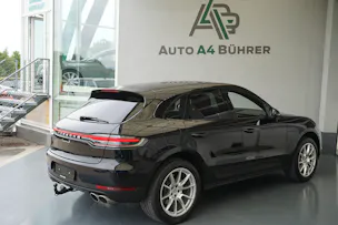 PORSCHE Macan S