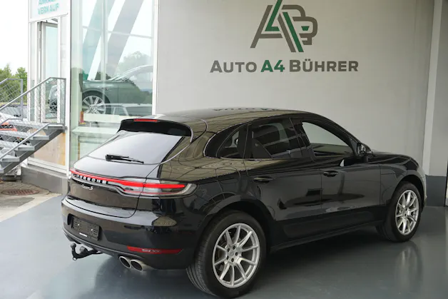 PORSCHE Macan S