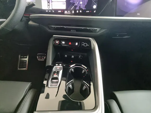 AUDI SQ5 TFSI quattro S-tronic