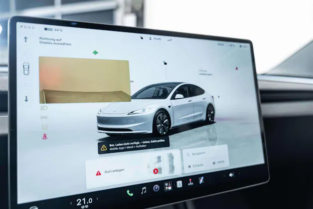 Tesla Model 3 NEW Long Range Dual Motor AWD