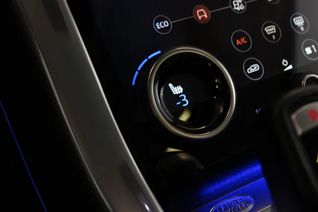 Land Rover Range Rover Sport D250 3.0D I6 HSE Dynamic SVO Premium Palette Green | Meridian Surround Sound | Sitzkühlung & Sitzheizung |