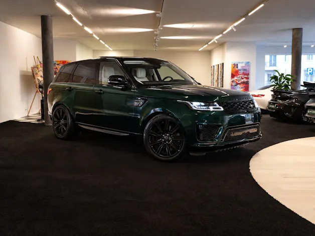Land Rover Range Rover Sport D250 3.0D I6 HSE Dynamic SVO Premium Palette Green | Meridian Surround Sound | Sitzkühlung & Sitzheizung |