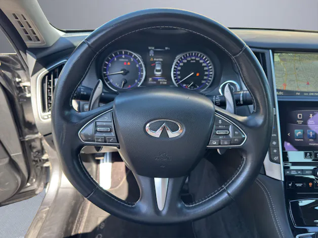 INFINITI Q50 2.0 Premium Tech Automatic