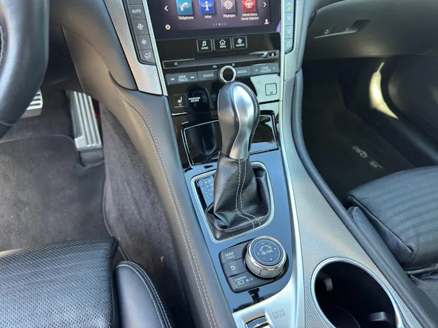 INFINITI Q50 2.0 Premium Tech Automatic