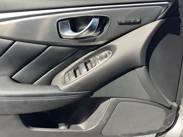 INFINITI Q50 2.0 Premium Tech Automatic
