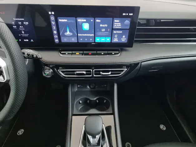 MG MG HS 1.5 T PHEV Luxury