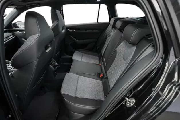 SKODA Octavia Combi 2.0 TSI DSG Sport Line 4x4