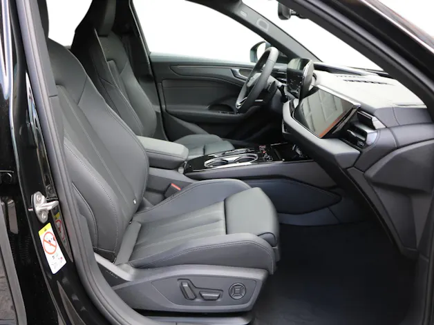 AUDI A6 Avant e-hybrid quattro 220 kW S tronic