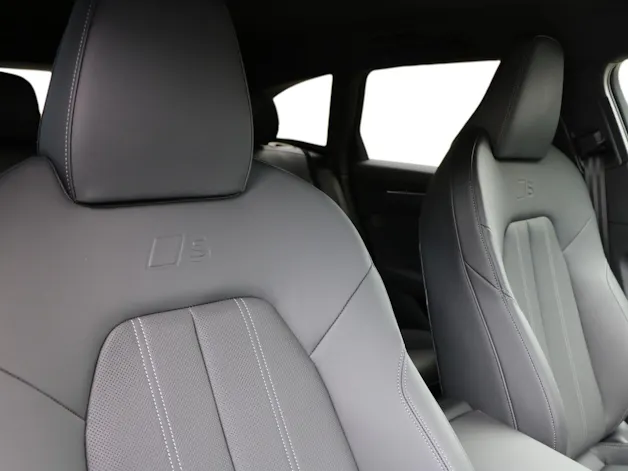 AUDI A6 Avant e-hybrid quattro 220 kW S tronic