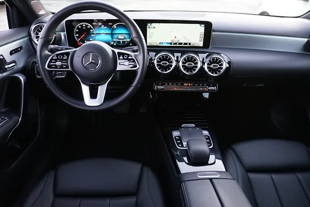 MERCEDES-BENZ A 250 Progressive 4Matic
