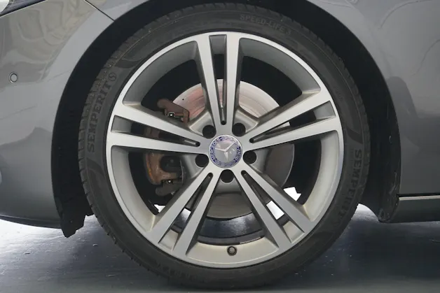 MERCEDES-BENZ A 250 Progressive 4Matic
