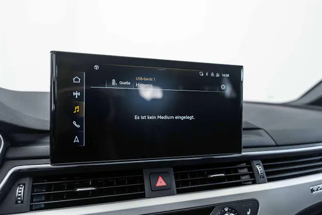 AUDI A4 Avant 45 TFSI S line S-tronic quattro