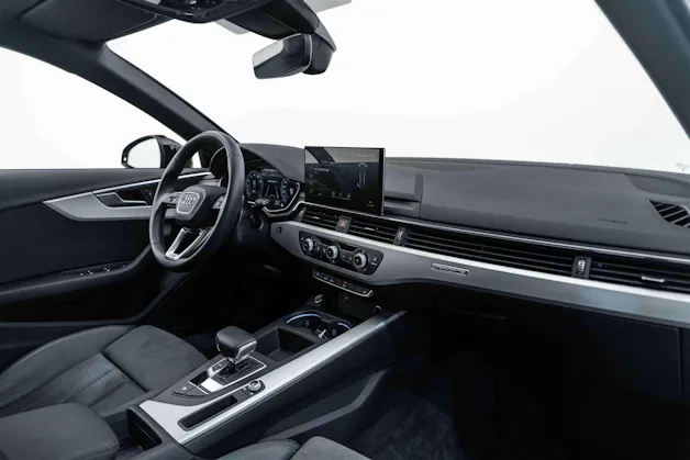 AUDI A4 Avant 45 TFSI S line S-tronic quattro