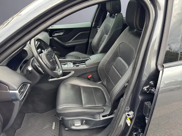 Jaguar F-Pace 25t 2.0 R-Sport AWD Automatik