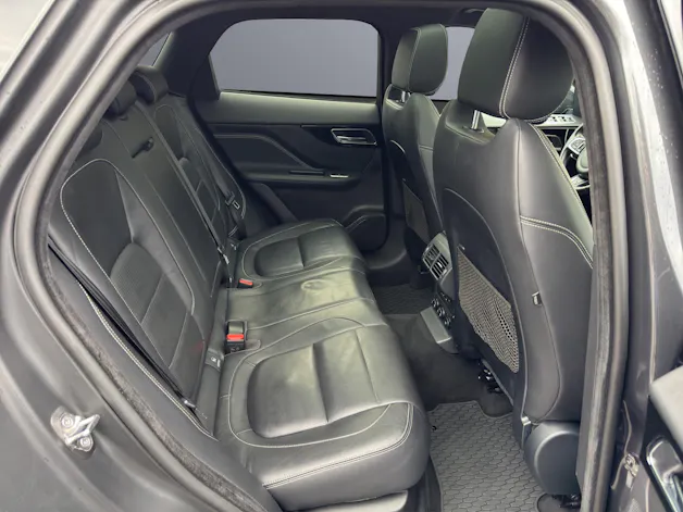 Jaguar F-Pace 25t 2.0 R-Sport AWD Automatik
