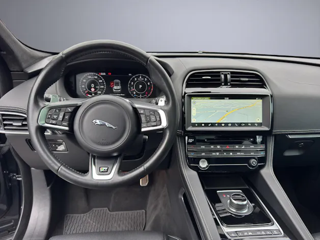 Jaguar F-Pace 25t 2.0 R-Sport AWD Automatik