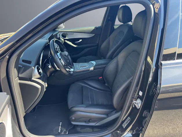 MERCEDES-BENZ GLC 200 AMG Line 4Matic 9G-Tronic