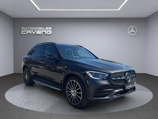 MERCEDES-BENZ GLC 200 AMG Line 4Matic 9G-Tronic