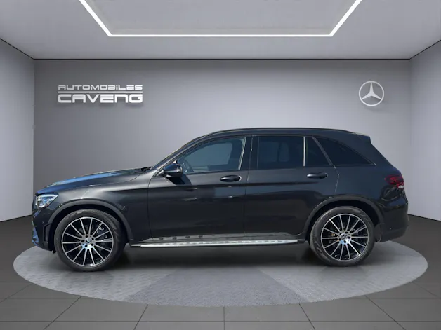 MERCEDES-BENZ GLC 200 AMG Line 4Matic 9G-Tronic
