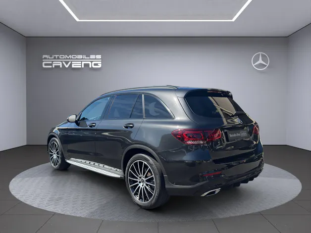 MERCEDES-BENZ GLC 200 AMG Line 4Matic 9G-Tronic