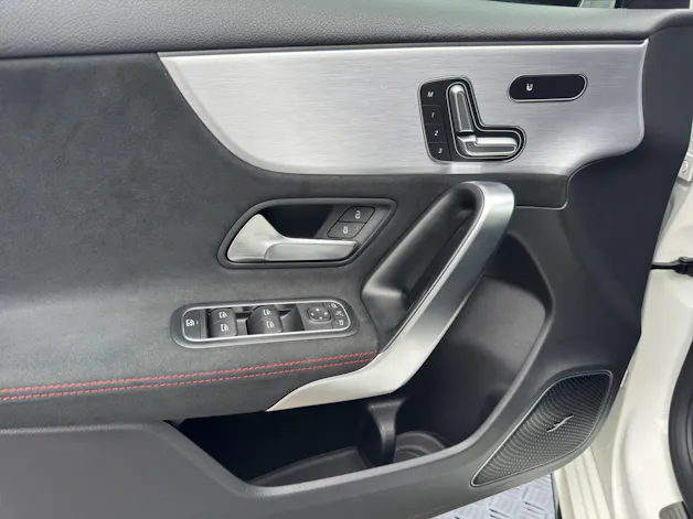 MERCEDES-BENZ A 35 AMG 4Matic Speedshift