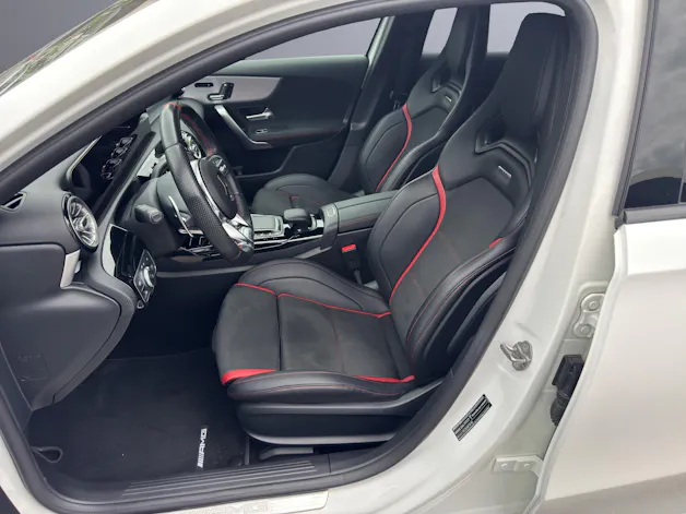 MERCEDES-BENZ A 35 AMG 4Matic Speedshift