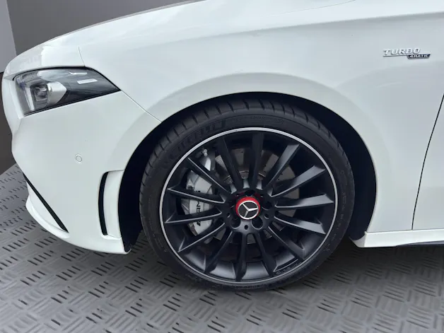 MERCEDES-BENZ A 35 AMG 4Matic Speedshift