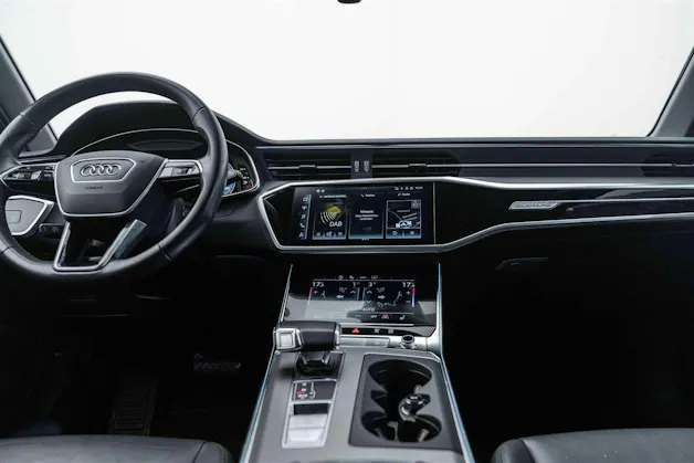 AUDI A6 Avant 45 TFSI Sport S-tronic quattro