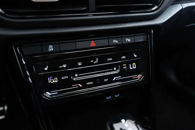 VW T-Roc 2.0 TSI R-Line DSG 4Motion 190PS