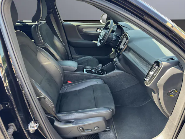 VOLVO XC40 T4 TwE R-Design DCT