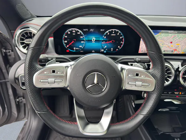 MERCEDES-BENZ CLA Shooting Brake 250 4Matic 7G-DCT AMG Line