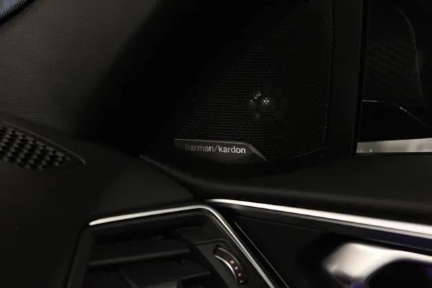 BMW M4 Coupé Competition Carbon Paket Innen & Aussen | Keramik Bremsen | Laserlicht | M Driver`s Package |