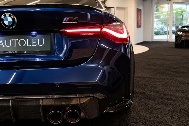 BMW M4 Coupé Competition Carbon Paket Innen & Aussen | Keramik Bremsen | Laserlicht | M Driver`s Package |