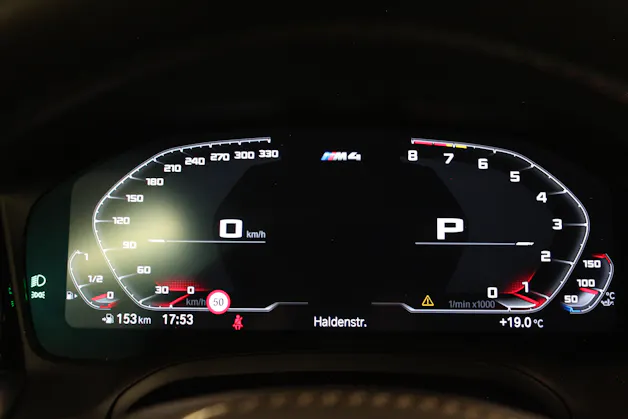 BMW M4 Coupé Competition Carbon Paket Innen & Aussen | Keramik Bremsen | Laserlicht | M Driver`s Package |