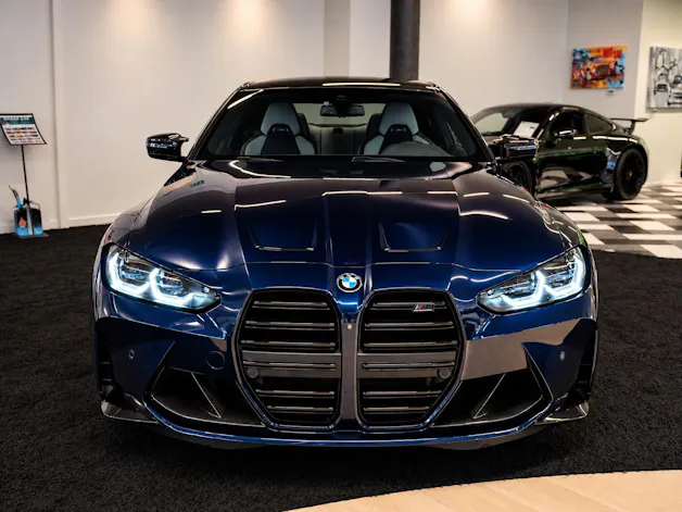 BMW M4 Coupé Competition Carbon Paket Innen & Aussen | Keramik Bremsen | Laserlicht | M Driver`s Package |