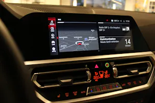 BMW M4 Coupé Competition Carbon Paket Innen & Aussen | Keramik Bremsen | Laserlicht | M Driver`s Package |