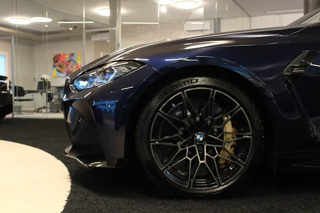 BMW M4 Coupé Competition Carbon Paket Innen & Aussen | Keramik Bremsen | Laserlicht | M Driver`s Package |