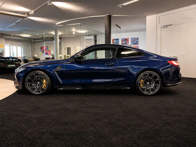 BMW M4 Coupé Competition Carbon Paket Innen & Aussen | Keramik Bremsen | Laserlicht | M Driver`s Package |