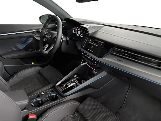 AUDI A3 Sportback TFSI 110 kW S line S tronic