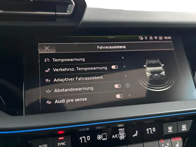AUDI A3 Sportback TFSI 110 kW S line S tronic
