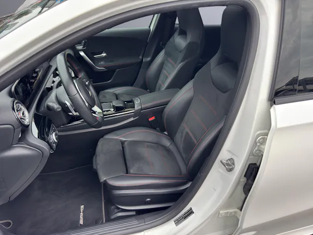 MERCEDES-BENZ A 220 AMG Line 7G-DCT 4Matic