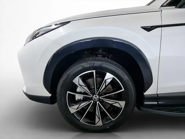 MG MG HS 1.5 T PHEV Luxury
