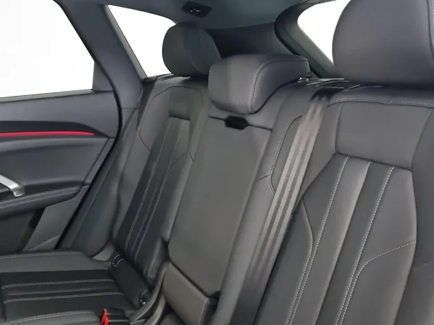 AUDI Q5 SUV S-Line 2.0 TDI quattro S-Tronic