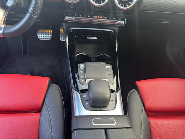 MERCEDES-BENZ CLA Shooting Brake 35 AMG 4Matic 7G-DCT