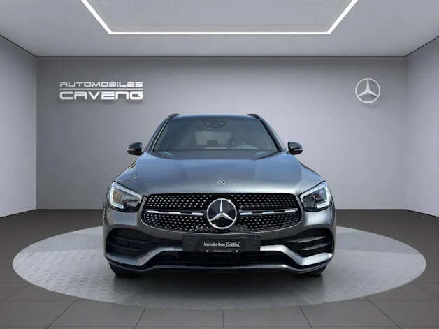 MERCEDES-BENZ GLC 300 AMG Line 4Matic 9G-Tronic